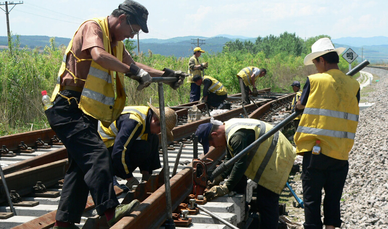 铝合金牵引葫芦在铁路铁道行业的应用